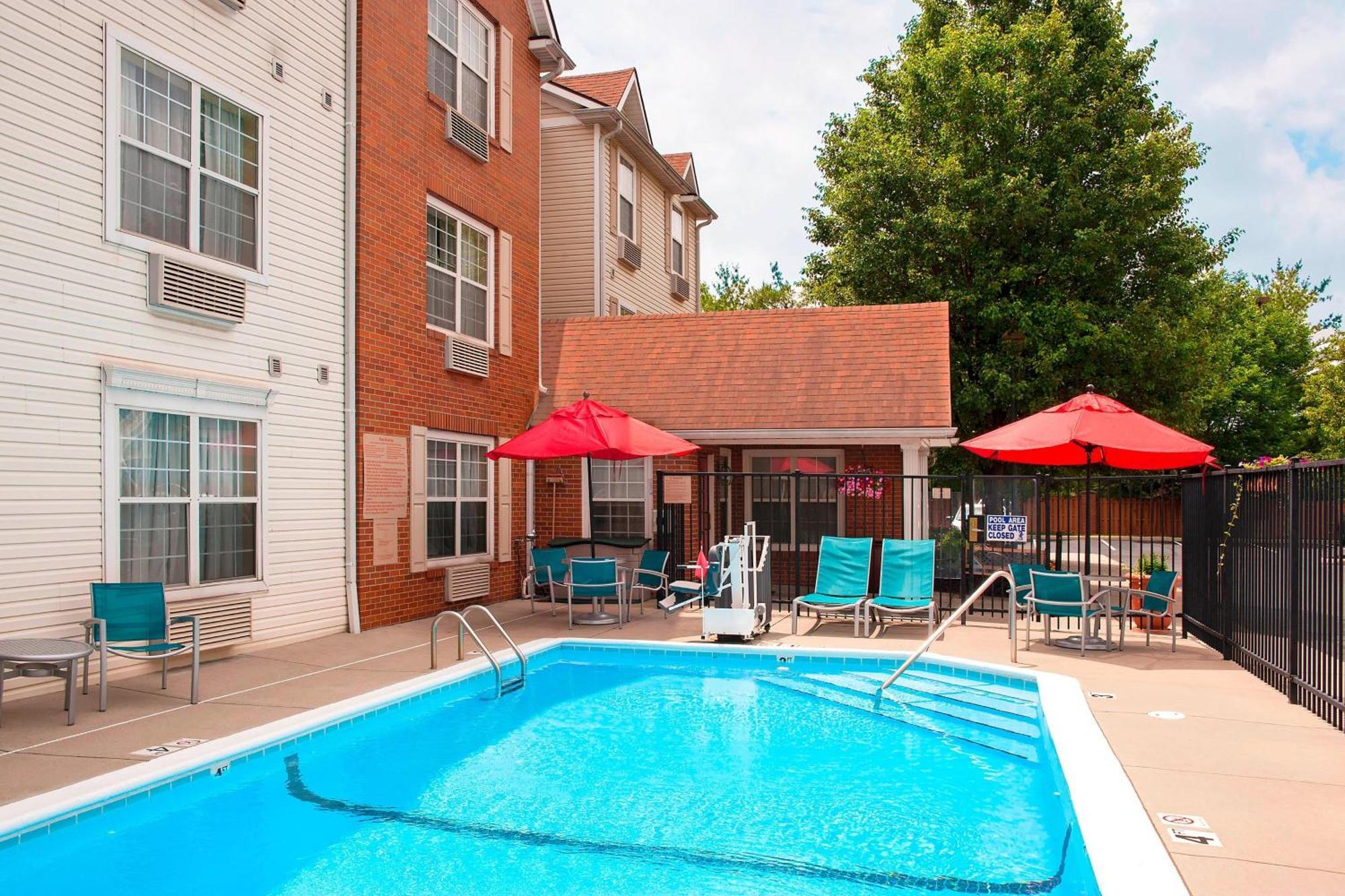 Towneplace Suites By Marriott Indianapolis - Keystone Exterior photo