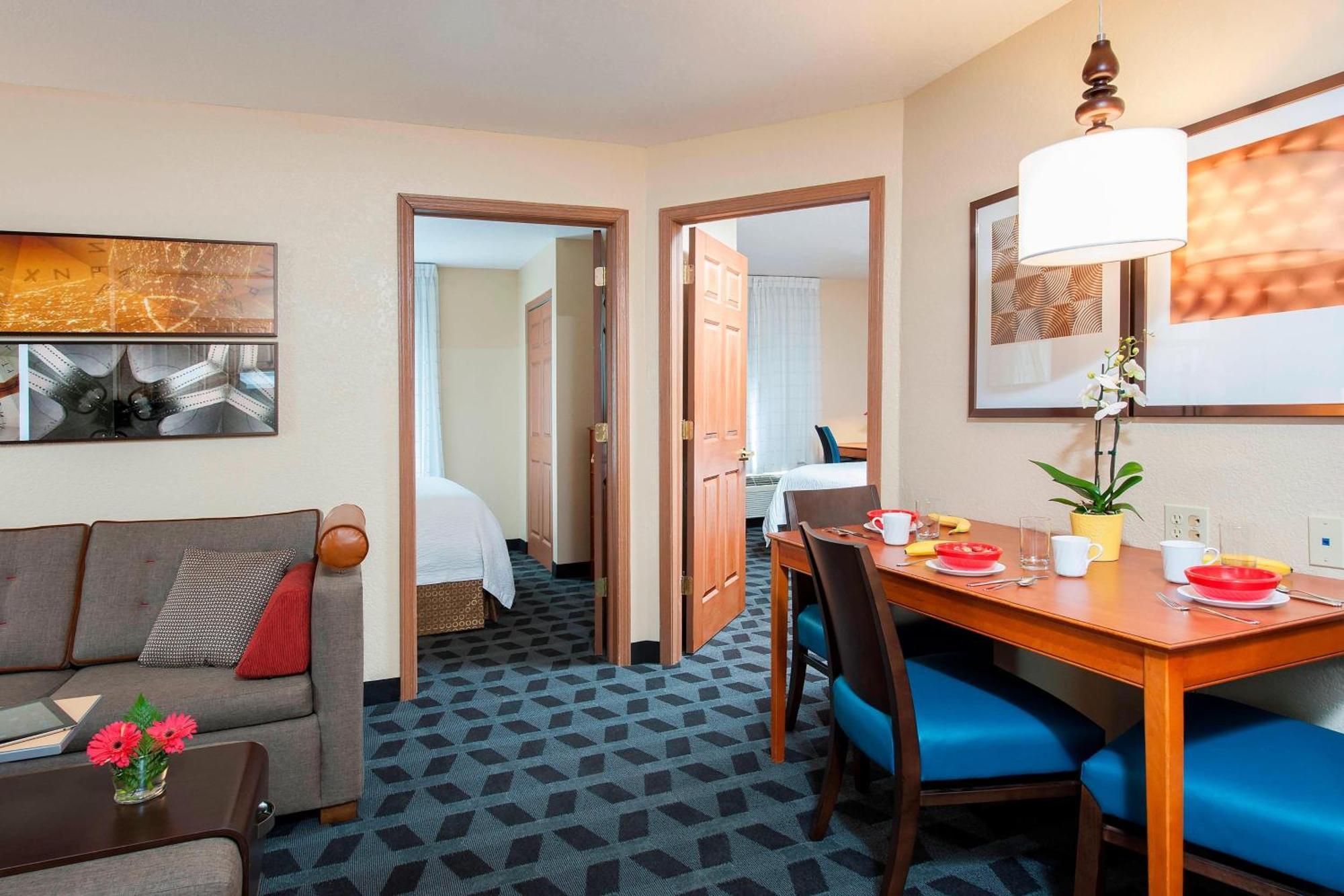 Towneplace Suites By Marriott Indianapolis - Keystone Exterior photo